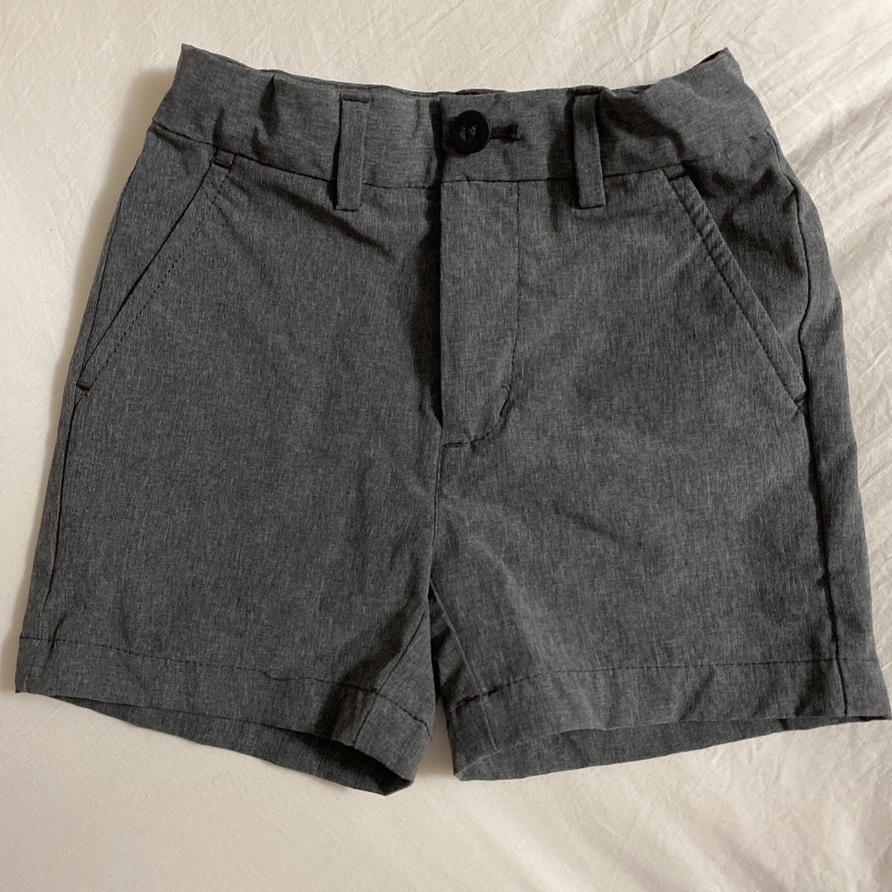 Vineyard VinesToddler's Boy's Gray Chino Performance Flat Front Shorts Size 2T